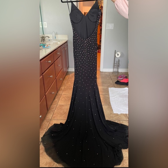 Black Jovani Prom Dress! Size:4 - Picture 2 of 4